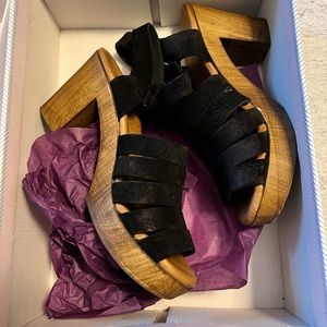 Eric Michael mission Sandal 36 - excellent condition. Worn once. Cushioned.